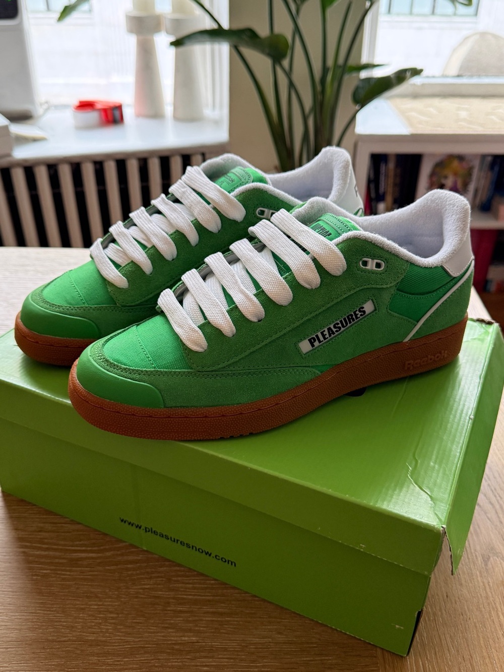 BRAND NEW Reebok X Pleasures Men’s Size 11